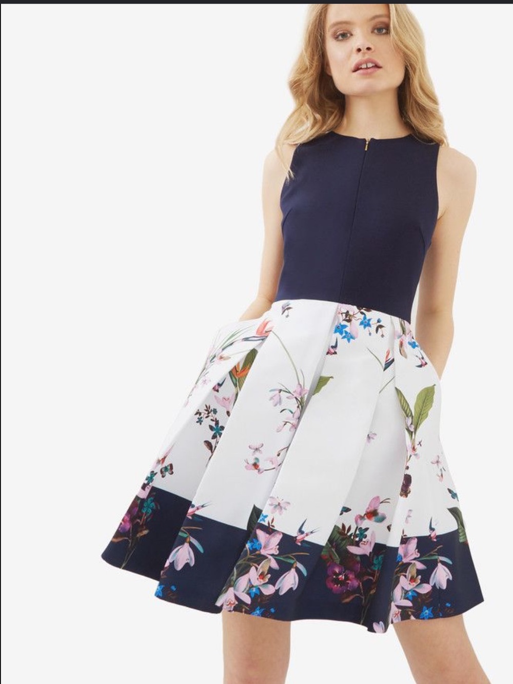 Ted Baker Tropical Oasis Dress Size 2 Navy and White Floral A Line